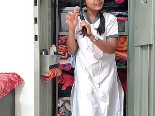 indian couple fucks with clear hindi moans 😏