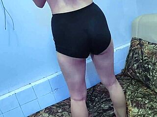 Please Film My Curvy Ass Workout In Thong