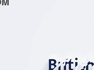 blonde student gets her pussy eaten 😋