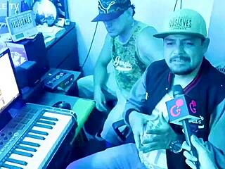 De Cantar En Los Buses A Creador De Master Compositor Y Cantante