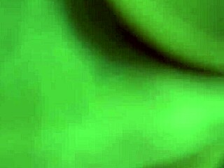 꽉 조이는 털난 레드헤드 보지, 정말 주스나고 부드러워