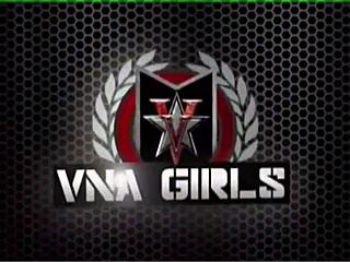 Cici Bangs vapauttaa kielletyn intohimon kiihkeässä hotellikokouksessa Shadow'n kanssa