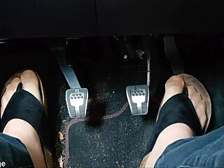 Nylon-clad feet with toe separators tease seductively in the car