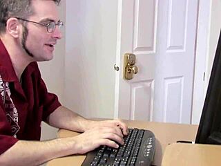 Vanessa Gold Craves Anonymous Loads Deep Inside Her