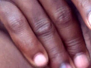 Iso kulli kaveri pannaa opettajaa pöydällä arvosanan takia 😈