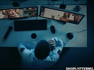 Помajка Рајан Кили добија пићку јебану након што њена пасторка Коко Ловелок добије тинејџерску 18+ пићку пробушену