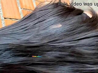 Mira Sunset Rambut Merah Panas Tahan Kongkek Anal Kasar Di Luar