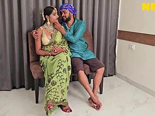 Very Hungry Indian Mature Bhabhi Seduces Boyfriend Hardcore Fuck