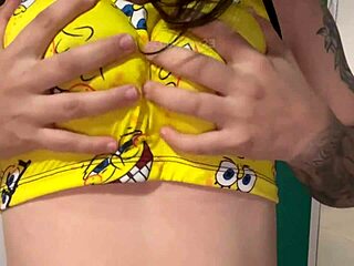 Hablandote Rico Al Oido Lista Para Dormir