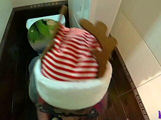 Minha fantasia suja de férias fodendo uma irmã sexy gostosa no banheiro 🚽