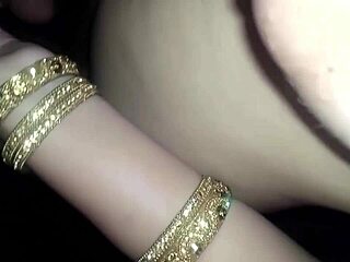 デシの彼女、新妻が結婚初夜に元彼をファック