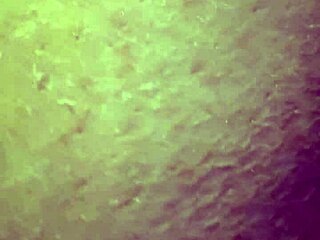 bbw girl tries dildo for first time while masturbating