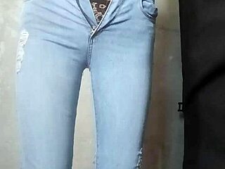 Teacher Sends Nudes, Her Tight Vagina Teases Sexy Teen