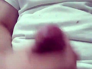 i give a great handjob, if u want more hit me up on wapp for my number, email me at juanchozalez2006 gmail com