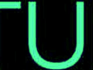 Saya nonton dua mahasiswi Inggris onani balapan pakai seragam