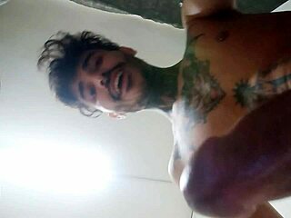 Seks real kote monster besar creampie