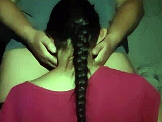 Две селски момичета се крият за лизане и лезби секс