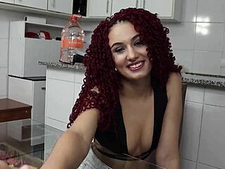 Minha Namorada Terminou Comigo Minha Meia-Irmã Me Consolou Com Um Belo Boquete