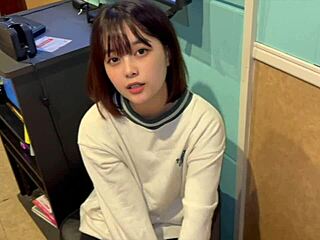 Japanese Girl Cheats on Boyfriend After Karaoke With Male Friend