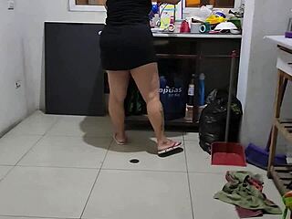 I grab my stepmother while she does the cleaning 😉