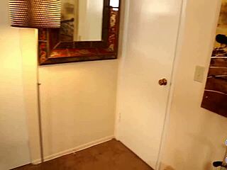 sexy casey cumz works on miles longs dick its facial time