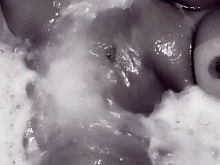 MILF Teacher Masturbates Pussy in Bubble Bath!