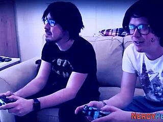 Newbie gives head to nerd in tricky encounter