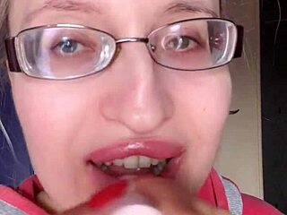 ASMR eating banana pink lipstick - lip fetish food fetish lipstick eyeglasses 😋