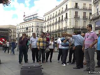 petite spanish slut public d