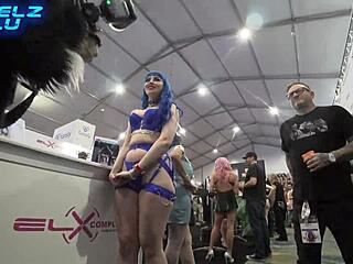 Jewelz Blu mingling with fans' big booty