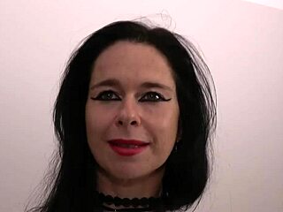 Les Plaisirs de Plus en Plus Fous de Shanna