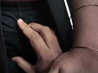 Cute saree bhabhi gets naughty with devar