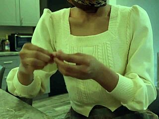 Quick blow job and cum in mouth before mass