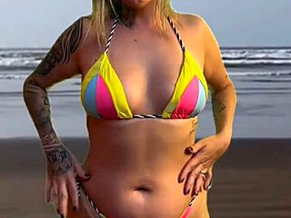 Deixei O Garçom Da Barraca Da Praia De Pau Duro E Pedir Pra Pegar E Sentir O Volume