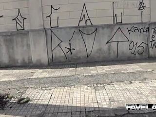 Morena Gostosa Dando Para Estranho Na Frente Do Marido Favela Vibes!