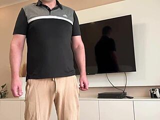 Friends mom fucked me hard 😈 Russian amateur