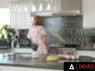 Naughty stepmom annie king fucks stepson hard in roleplay