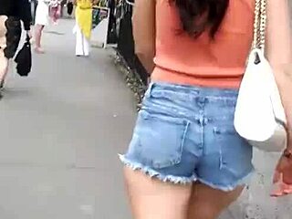 are you looking at those big asses on the street?