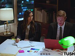 i'm gianna, the tushy sex therapist obsessed with anal fantasies.