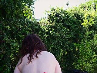 Fucking Lonely Girl At Pool Party