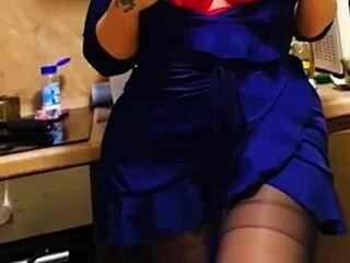 Stepmom teaches her stepdaughter to fuck lesbian sex