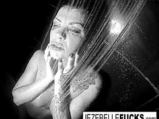 Jezebelle bond gets steamy in the shower 😏
