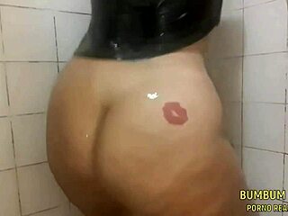 Watch me shave my tight little pussy? Join my videos now!