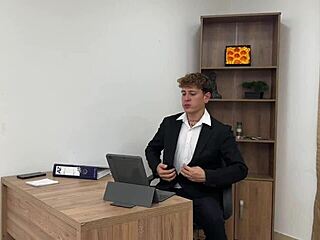 Petrovakathx Has Sex With Her Boss