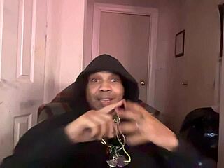 Mr. Cunnilingus discusses being a better porn star than TMZ and YouTube