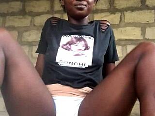 Crazybitch strip tease till she twerk from half naked to total naked