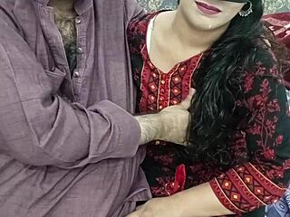 Real desi stepdad romances stepdaughter with sex