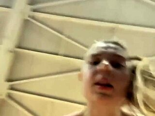 Cumming In The Public Gym