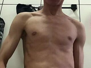 Novinho Pauzudo Gozando Muito Gostoso!