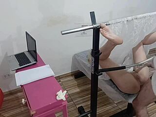 Doktor szexszel vizsgál